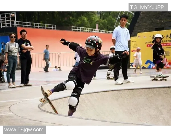 滑板精英赛特别报道：北京极限运动队勇闯巅峰的精彩逆袭之旅